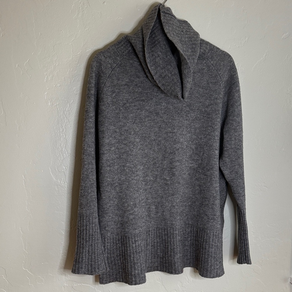 Banana Republic Charcoal Cowl Turtleneck Neck Sweater